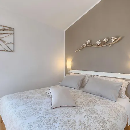 Holiday Casamenta By Interhome Holiday home